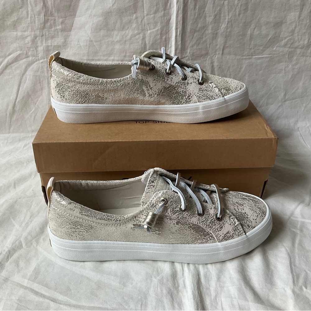 New Sperry Crest Vibe Painted White Leather Sneakers Size 7.5